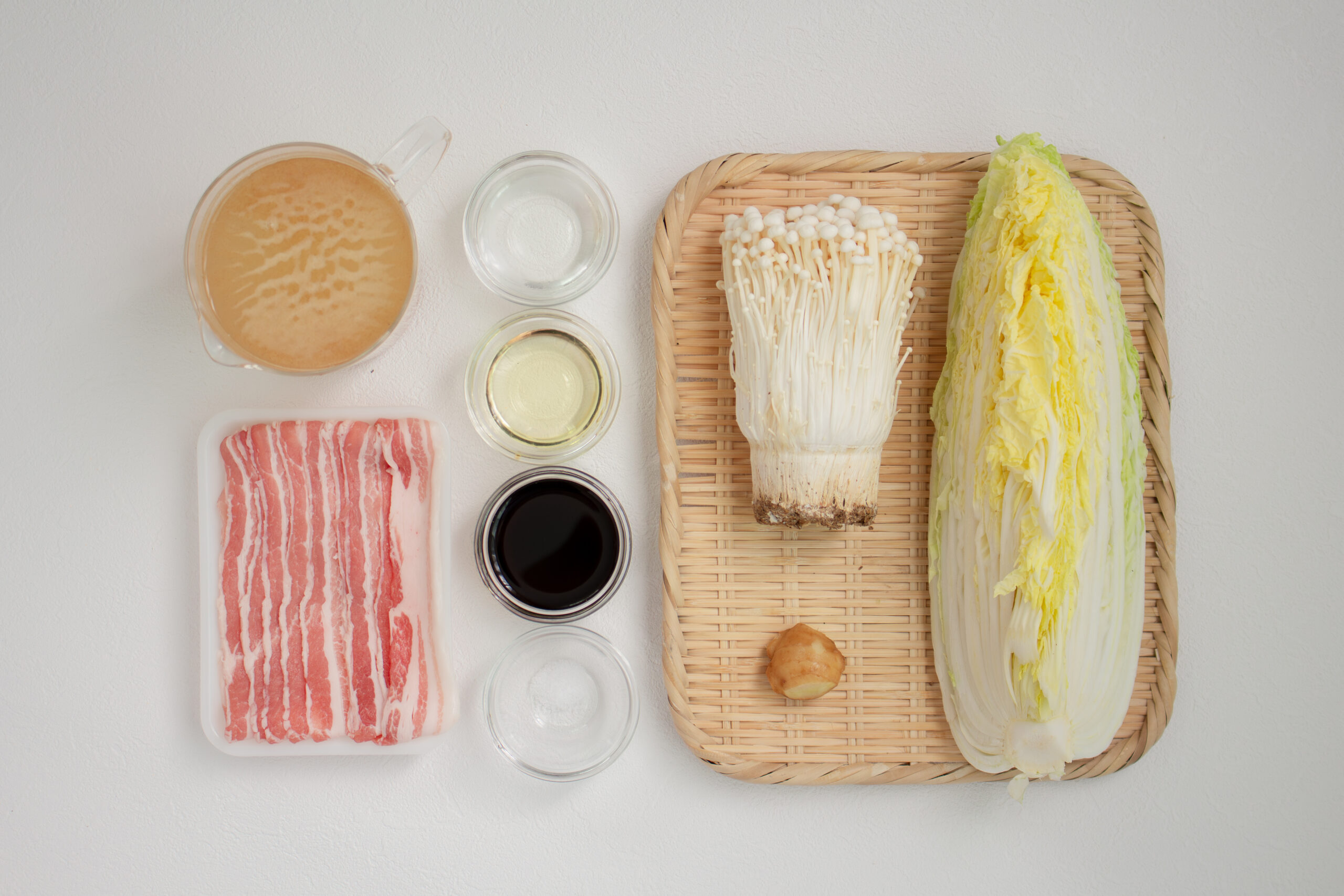 豚バラ白菜鍋の材料